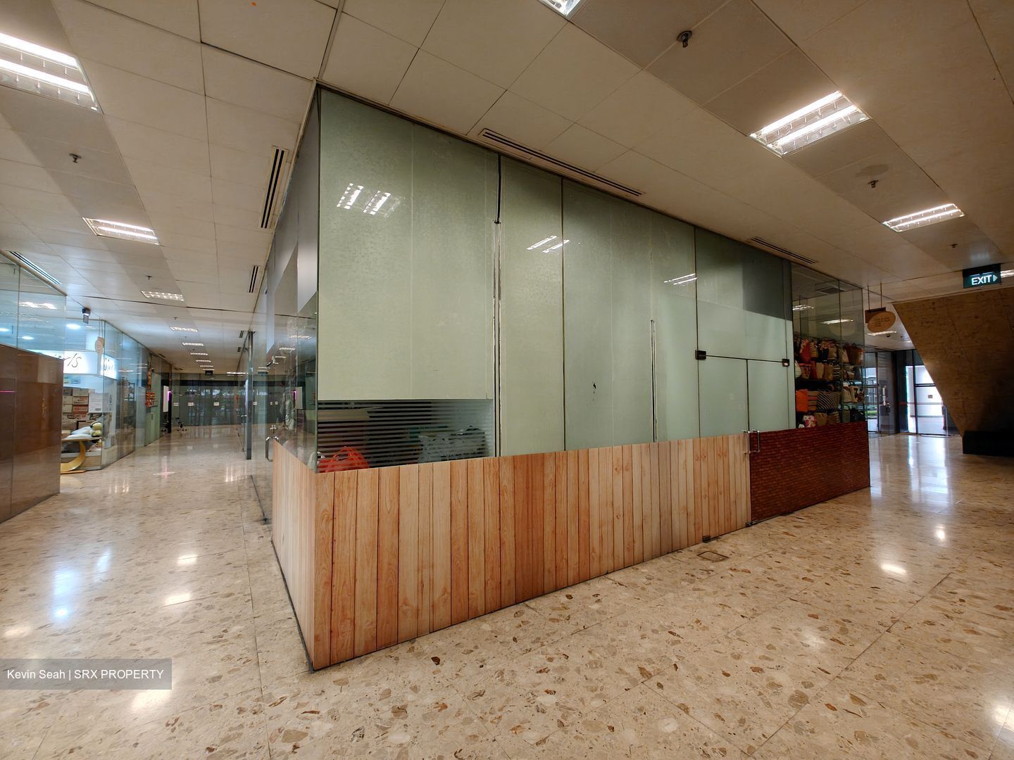 Concorde Shopping Centre (D3), Retail #480693711